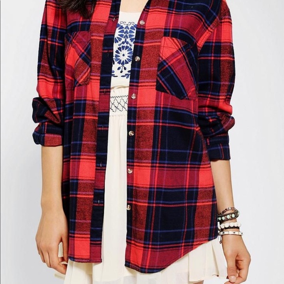 BDG Plaid Flannel Button Down - Picture 4 of 8